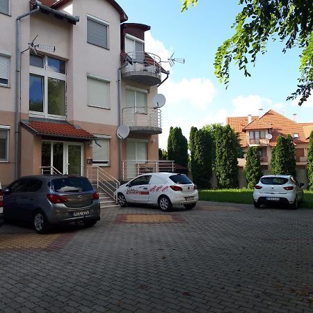 Katalin Apartman Hajdúszoboszló Dış mekan fotoğraf